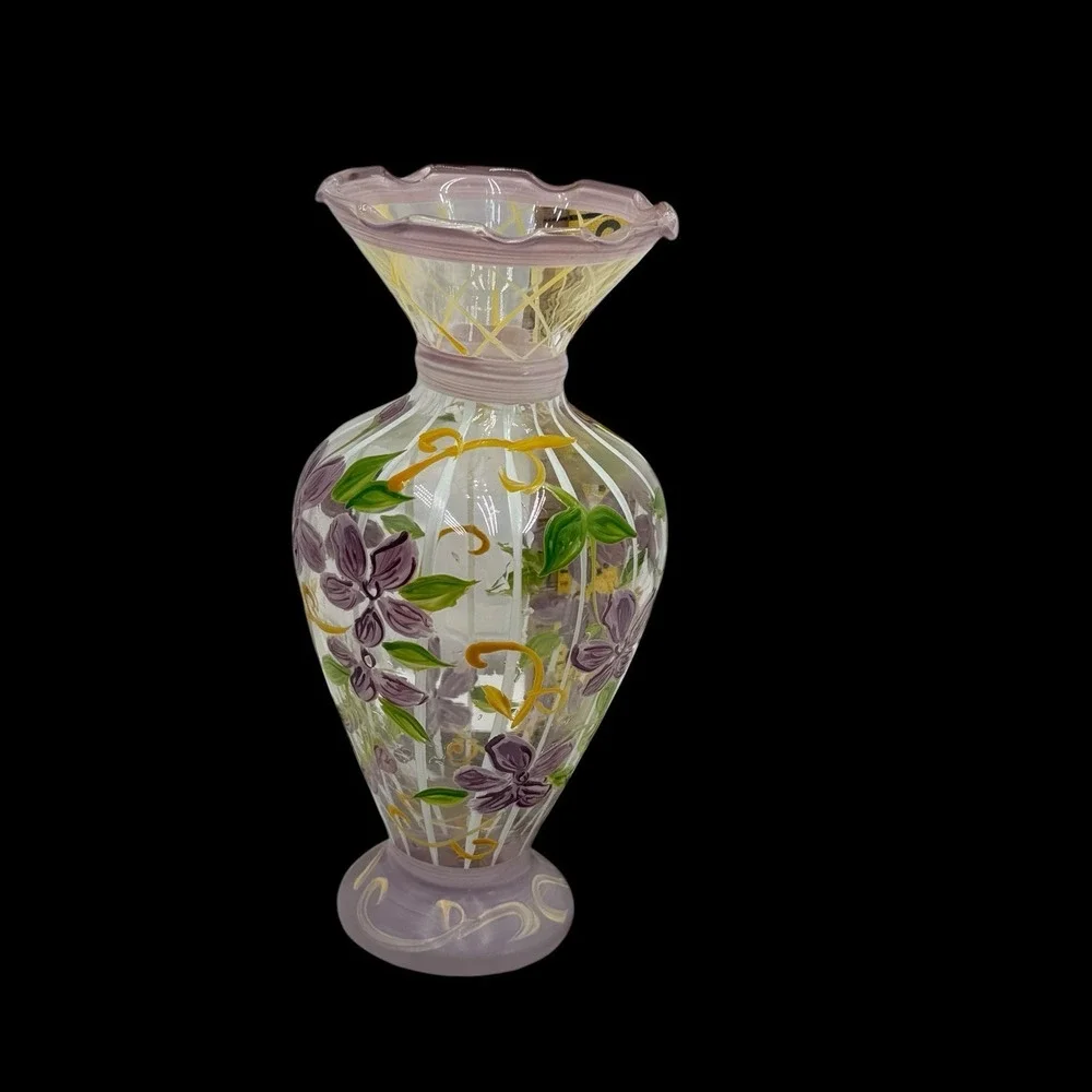 Tracy Porter Hand Painted Glass Purple Floral Bud Vase Ruffled‎ Edge 6.5